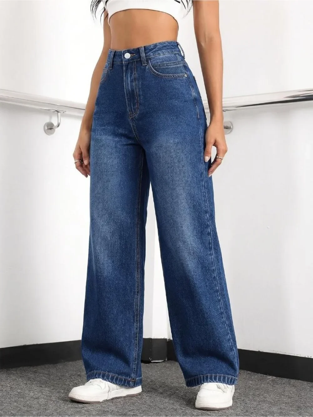Women's Classic Blue Denim Y2k Straight Leg Button Zip High Waisted Baggy Jean